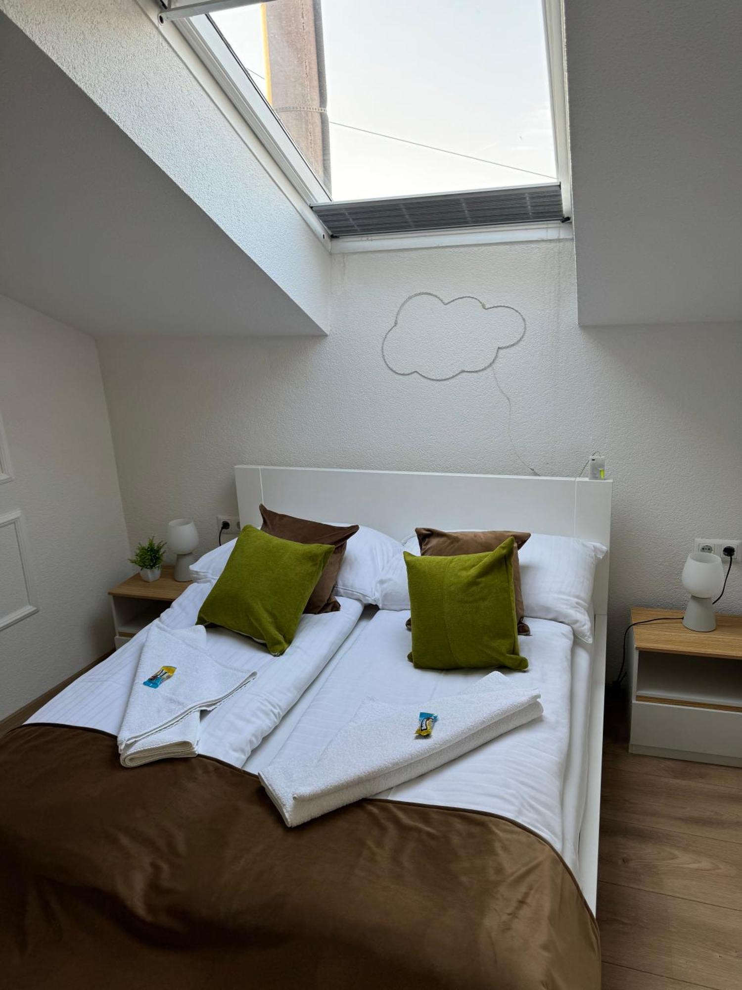 Apartments Han 2 ซาราเยโว ภายนอก รูปภาพ